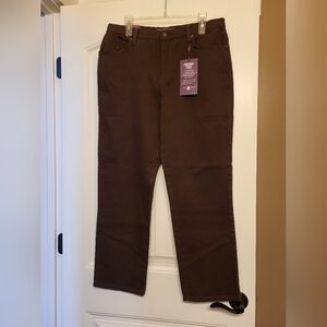 NWTags Women's Gloria Vanderbilt Amanda Classic Fit Denim Jeans. Never worn.